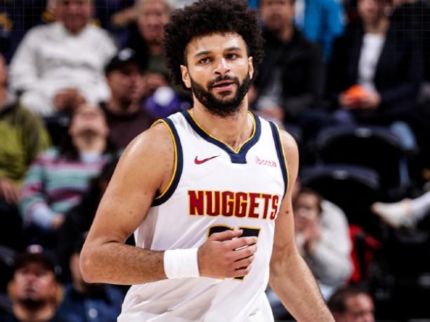 世界杯历史比分-超强输出，穆雷19中13高效砍45分2板8助2断&amp;amp;下半场28分