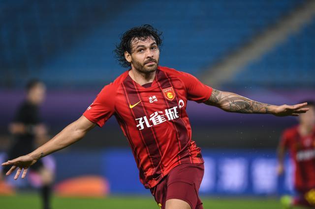 世界杯决赛比分-没隔阂没意见关系很好！卡帅谈高拉特阿兰外租原因